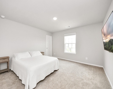 2473 Carp Drive - Photo Thumbnail 26