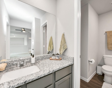 2473 Carp Drive - Photo Thumbnail 34