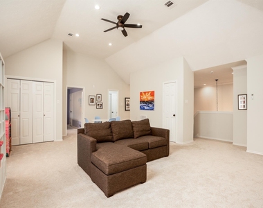 8915 Wallington Drive - Photo Thumbnail 21