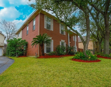 8915 Wallington Drive - Photo Thumbnail 1