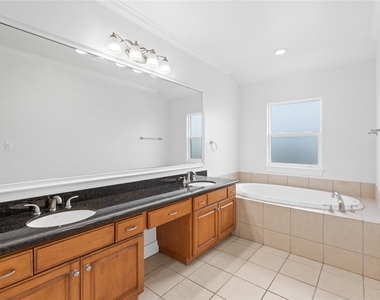 3006 Mcculloch Circle - Photo Thumbnail 13