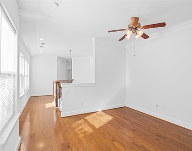 3006 Mcculloch Circle - Photo Thumbnail 17