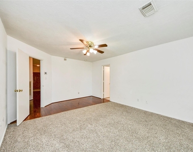 16134 Coleburn Drive - Photo Thumbnail 28