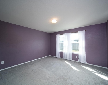 24023 Swather Way - Photo Thumbnail 14