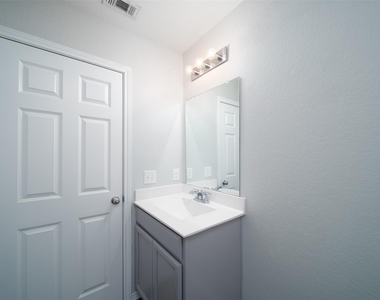 24023 Swather Way - Photo Thumbnail 22
