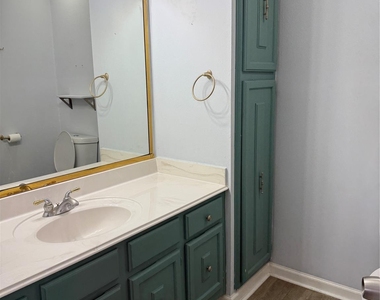 2311 Quail Haven Road - Photo Thumbnail 11
