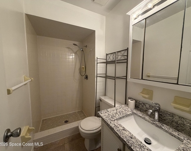 760 John Adams Lane - Photo Thumbnail 2