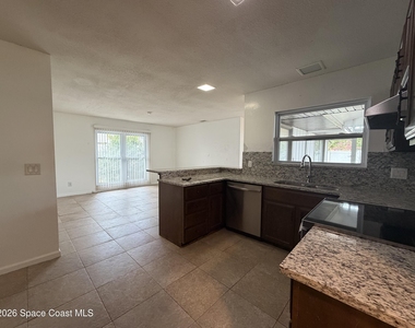 760 John Adams Lane - Photo Thumbnail 7