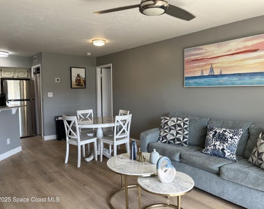 1850 Charlesmont Drive - Photo Thumbnail 9