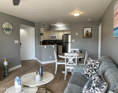 1850 Charlesmont Drive - Photo Thumbnail 5