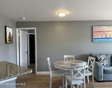 1850 Charlesmont Drive - Photo Thumbnail 8