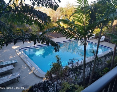 1020 Pinetree Drive - Photo Thumbnail 3