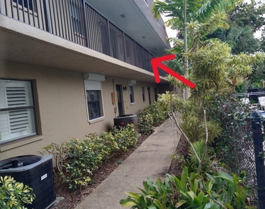 1020 Pinetree Drive - Photo Thumbnail 30