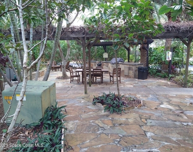 1020 Pinetree Drive - Photo Thumbnail 32