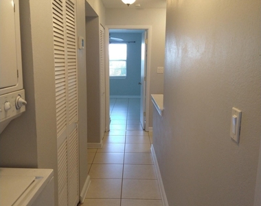 1020 Pinetree Drive - Photo Thumbnail 22
