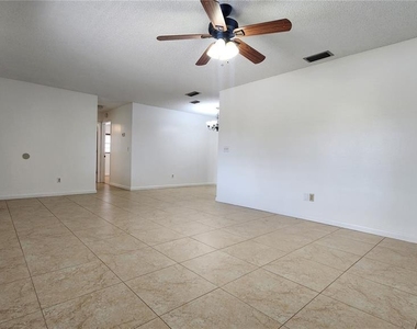 4518 Yorkshire Avenue - Photo Thumbnail 8