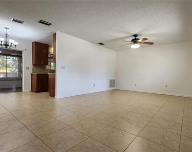 4518 Yorkshire Avenue - Photo Thumbnail 7