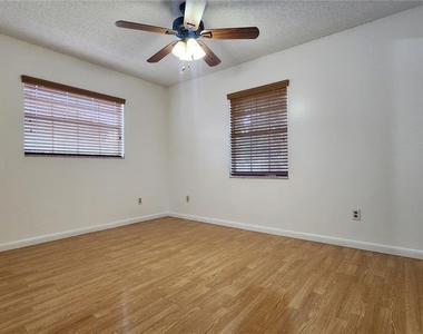 4518 Yorkshire Avenue - Photo Thumbnail 30