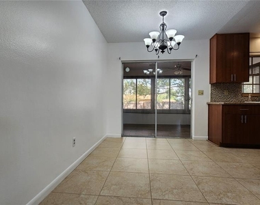 4518 Yorkshire Avenue - Photo Thumbnail 9