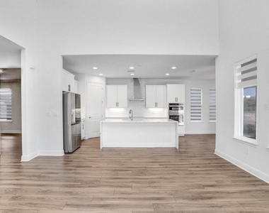 28793 Sweet Persimmon Drive - Photo Thumbnail 10