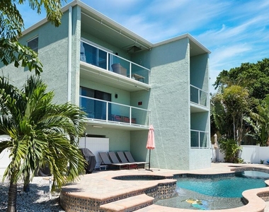 125 110th Avenue - Photo Thumbnail 1