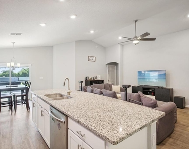 12100 Stone Pine Street - Photo Thumbnail 3