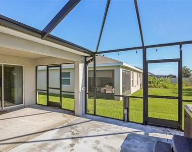12100 Stone Pine Street - Photo Thumbnail 32