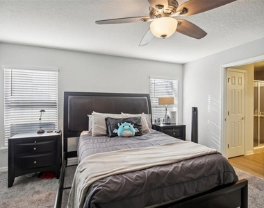 12100 Stone Pine Street - Photo Thumbnail 12