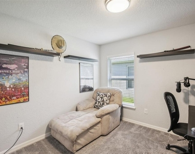 12100 Stone Pine Street - Photo Thumbnail 19