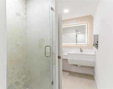 1380 Gulf Boulevard - Photo Thumbnail 7