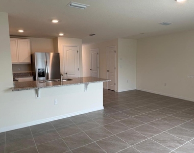 2926 Hudson Hammock Way, Bend - Photo Thumbnail 8