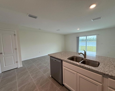 2926 Hudson Hammock Way, Bend - Photo Thumbnail 7