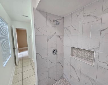 1024 Whalebone Bay Drive - Photo Thumbnail 21