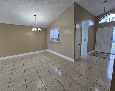 1024 Whalebone Bay Drive - Photo Thumbnail 3