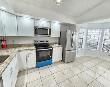 1024 Whalebone Bay Drive - Photo Thumbnail 7