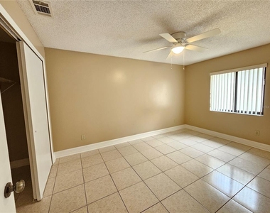 1024 Whalebone Bay Drive - Photo Thumbnail 11