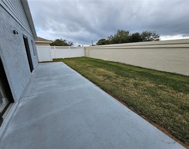 1024 Whalebone Bay Drive - Photo Thumbnail 24