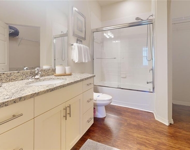5366 Diplomat Court - Photo Thumbnail 11