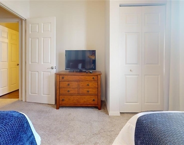 5366 Diplomat Court - Photo Thumbnail 14