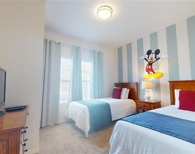 5366 Diplomat Court - Photo Thumbnail 7