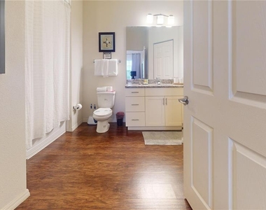 5366 Diplomat Court - Photo Thumbnail 10