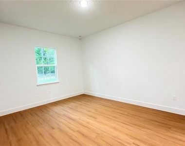 7250 N Freeport Circle - Photo Thumbnail 15