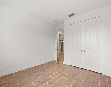 7731 Scicli Way - Photo Thumbnail 17