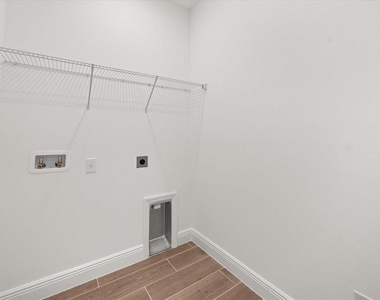 7731 Scicli Way - Photo Thumbnail 16