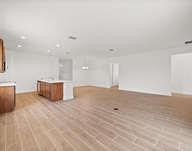 7731 Scicli Way - Photo Thumbnail 5