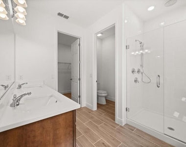 7731 Scicli Way - Photo Thumbnail 14