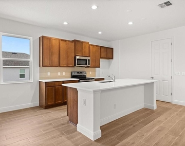 7731 Scicli Way - Photo Thumbnail 4