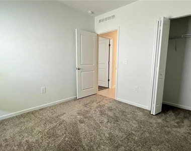 2892 Transformation Way - Photo Thumbnail 12