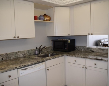 245 Center Road - Photo Thumbnail 18