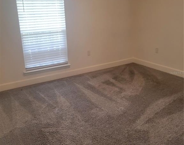25 Barrington Drive - Photo Thumbnail 15